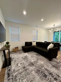 Modern Cottage - Image 2