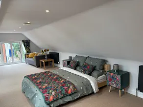 Self-contained annex in village - Image 5