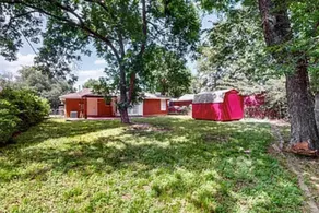 Bright 3BR Beauty | NRH - Garage - Huge Yard, Pets - Image 3