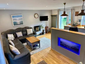 Luxury Modern Costal Escape & Pool - Image 2