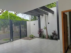 Cozy House Ideal for Family - Image 5