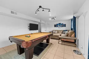 Game Room and Bunks, Sleeps 12, Near Downtown - Image 2