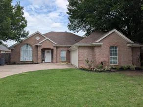 Keller Haven Cozy 4 bedroom home - Image 2