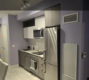 Downtown Luxury Condo Gym & Parking - Image 5