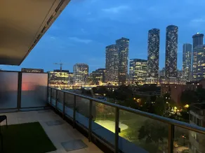 Downtown Luxury Condo Gym & Parking - Image 2