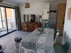 Beautiful mountain view chalet - Image 2