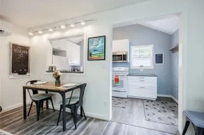 Cozy Lake Cottage • Pet Friendly - Image 4