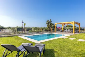 Sandi villa, near beach, taverns, Hersonissos - Image 3