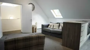Croft House Apartments - Owl's Hoot & Antlers - Image 3