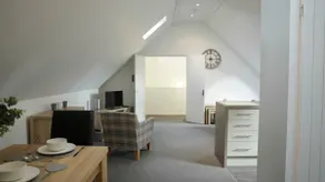 Croft House Apartments - Owl's Hoot & Antlers - Image 5