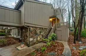 Terrific 2 Bedroom Townhome - Image 2
