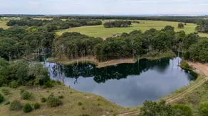 Family & Team Retreat | Sleeps 14 | Pond + Arcade - Image 2