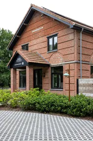 Very spacious group home for 24p - Image 2