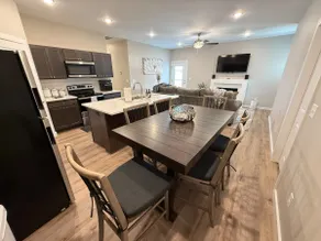 Cozy Modern Haven w/ Fireplace & Open Kitchen - Image 2