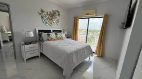 Ducos's Beautiful Apartment with a View - Image 3