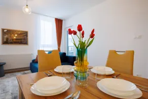 Zenith Suite Residence- City Centre, Free Parking by StayNest - Image 2