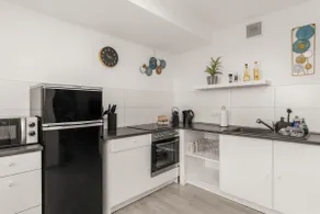 StayCozy Black Bike & Ski Apartment top location - Image 3
