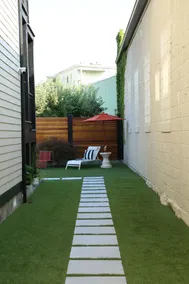 Elegant & Cozy Escape • Close Salem/Boston - Image 2