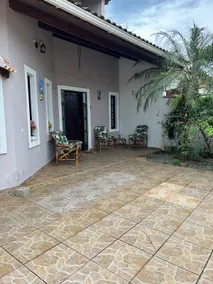 Large beach house with barbecue and fireplace - Image 4