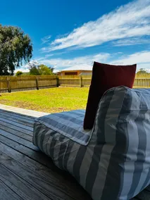 The Spot - Long Beach, Robe - Image 2