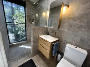 Tallgum Escape - Honeymoon Suite - Image 4