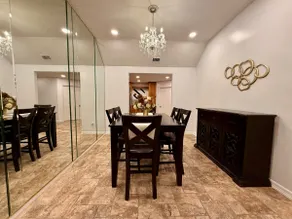 The Maple House | Garage | WiFi | Near Plaza Mall - Image 3
