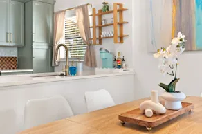 Downtown SRQ Oasis • Minutes to Beach & Main St - Image 4