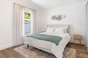Downtown SRQ Oasis • Minutes to Beach & Main St - Image 5