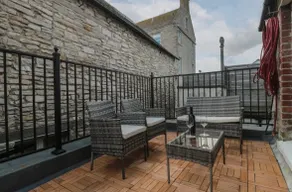 Purbeck Hotel Apartments - Flat 5 - Image 2