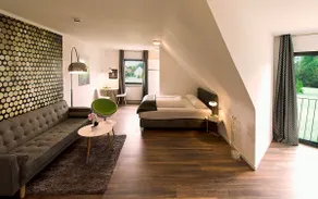 Comfort Suite Apartment mit Sofa - Image 4
