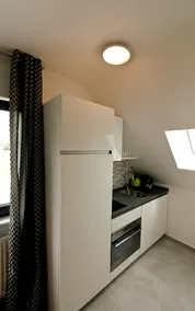 Comfort Suite Apartment mit Sofa - Image 3