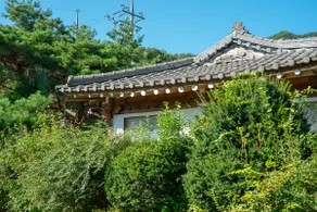 40 minutes from Gangnam, a hanok with a sunny yard and a yard that allows pets, Heedamjae. Each room has a separate toilet - Image 4