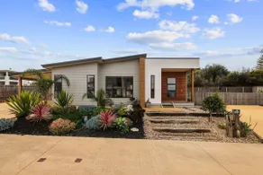 Woolamai Beachside Retreat - Image 2