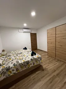 Modern apartment Barcelona - Image 5