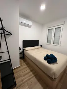 Modern apartment Barcelona - Image 3
