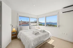 Apt 1' From The Sea With Private Terrace & BBQ - Image 2