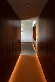 Cliff Hangar - Image 5