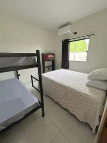 2-bedroom house with air conditioning in Praia do Ervino - Image 4