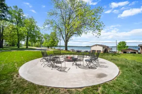 Sleeps 28+ 19Bed 4Bth 2 Kitchens Hot Tub Game Room - Image 4