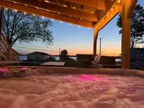Sleeps 28+ 19Bed 4Bth 2 Kitchens Hot Tub Game Room - Image 3