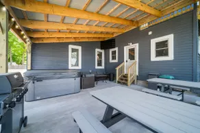 Sleeps 28 Lake Access 2 Kitchens Hot Tub Game Room - Image 4