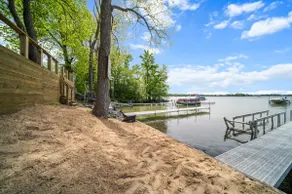 Sleeps 28+ 19Bed 4Bth 2 Kitchens Hot Tub Game Room - Image 2