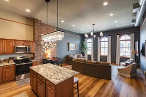 Unbeatable Location! Large Deck & Firetable! - Image 5