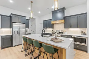 NEW Modern Biking & Golf Retreat+ Early Check-In! - Image 3