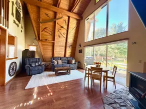 Mountain House Getaway- EV Charger & Hot Tub! - Image 5