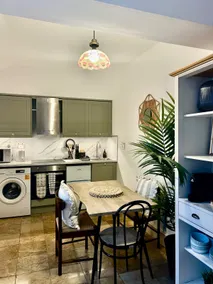 1Bd Apt City Centre Contractor Friendly - Image 4