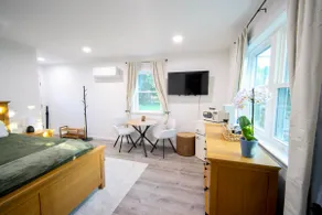 The Phoenix Den - cozy retreat! - Image 2