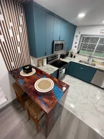 Modern Manatee Getaway - Image 5