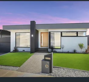 Modern Luxe Haven – Your Geelong Escape - Image 5