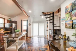 The Breakaway Cottage w Steam Room and Loft - Image 5